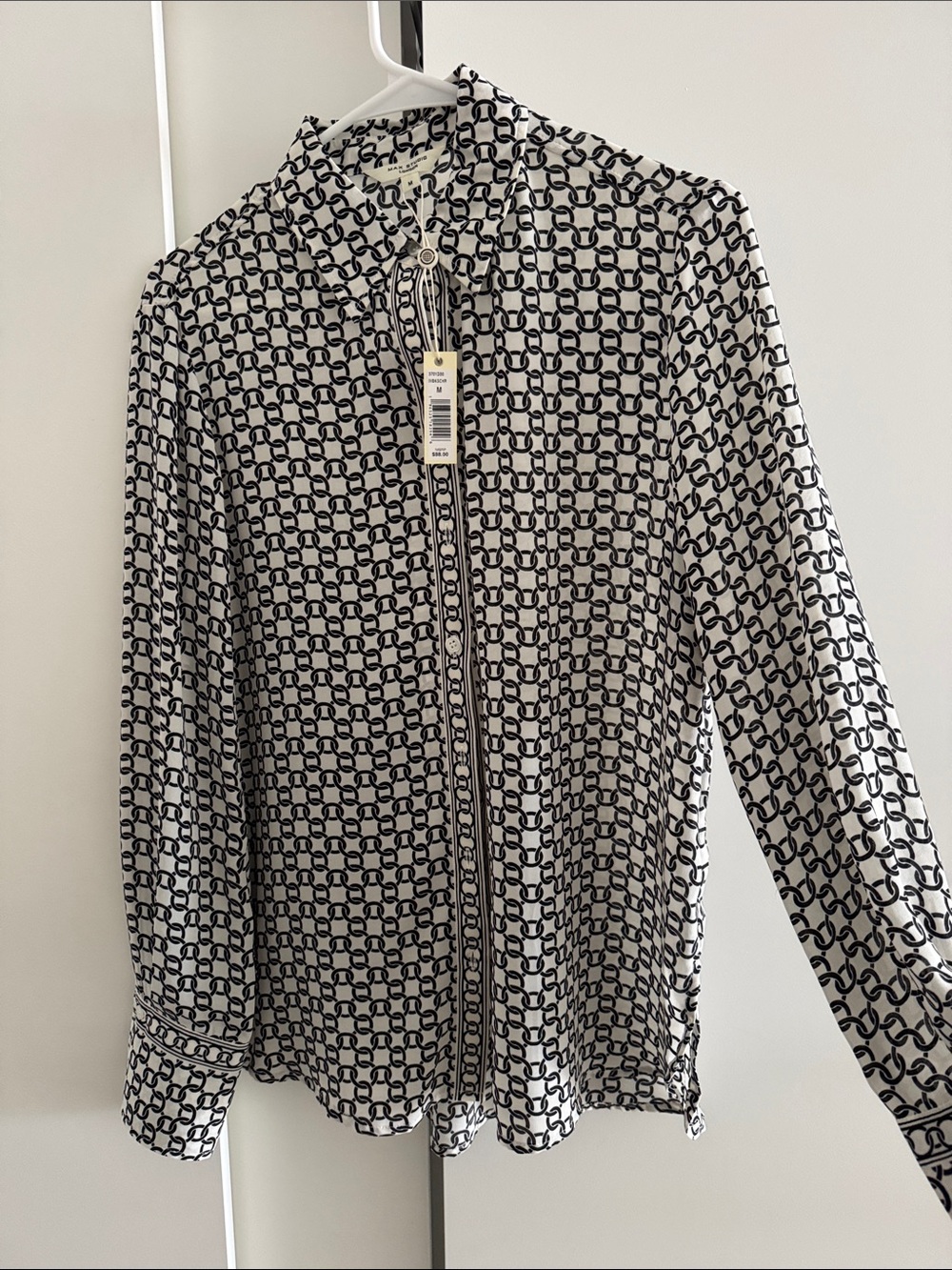 Max Studio Black & White Chain-Print Zip Front Shirt